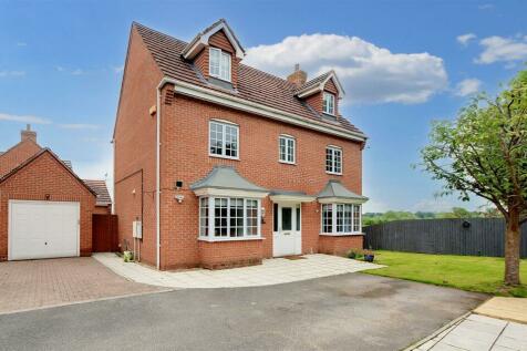 5 bedroom detached house for sale