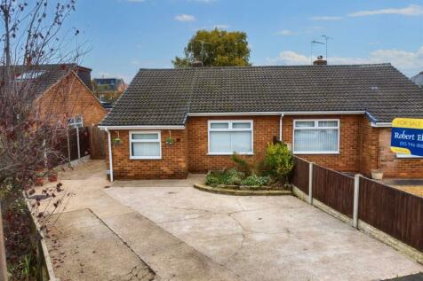 3 bedroom semi-detached bungalow for sale