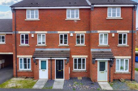 3 bedroom terraced house for sale
