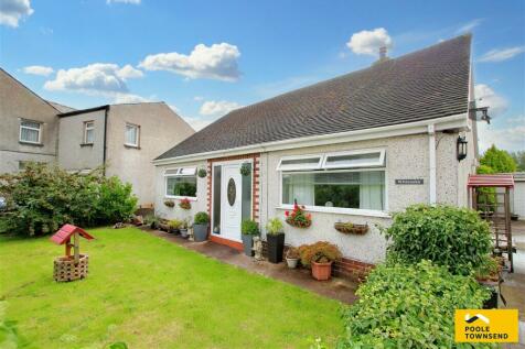 3 bedroom detached bungalow for sale