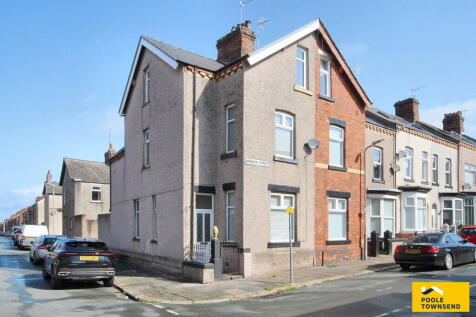 4 bedroom end of terrace house for sale