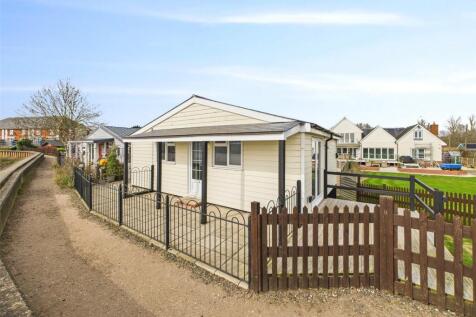 2 bedroom bungalow for sale