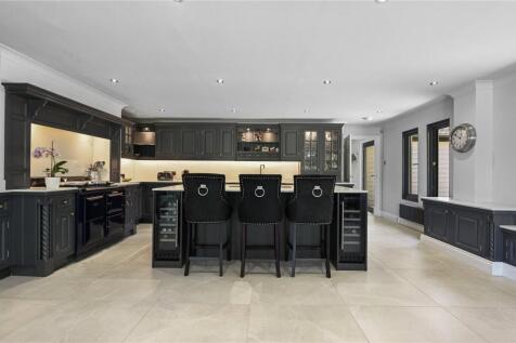 Wethersfield Road, Shalford... 5 bed bungalow for sale