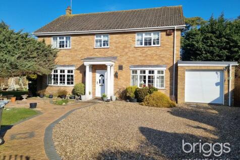 3 bedroom detached house for sale