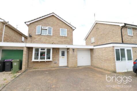 3 bedroom link detached house for sale