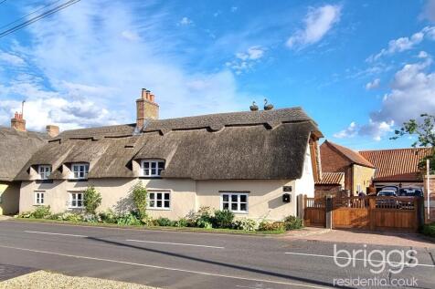 5 bedroom cottage for sale