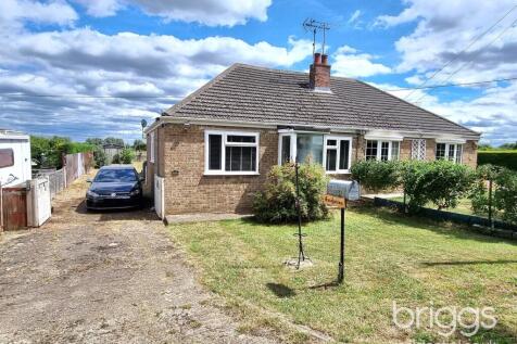 2 bedroom semi-detached bungalow for sale