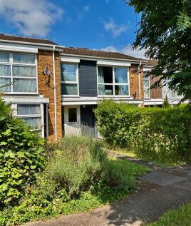 3 bedroom town house for sale