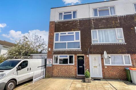4 bedroom town house for sale