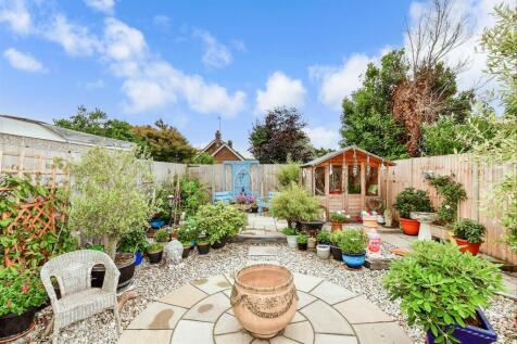 2 bedroom semi-detached bungalow for sale