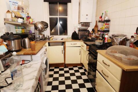 High Road, Willesden, NW10 2TE 2 bed property for sale