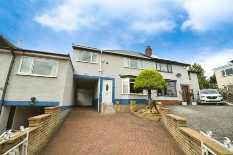 Tapton Vale, Tapton, Chesterfield... 4 bed semi