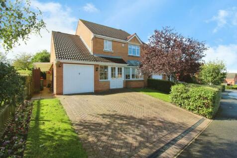 4 bedroom detached house for sale