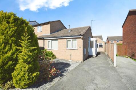 Firvale Road, Walton, Chesterfield... 2 bed semi
