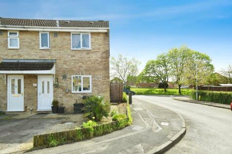 2 bedroom end of terrace house for sale