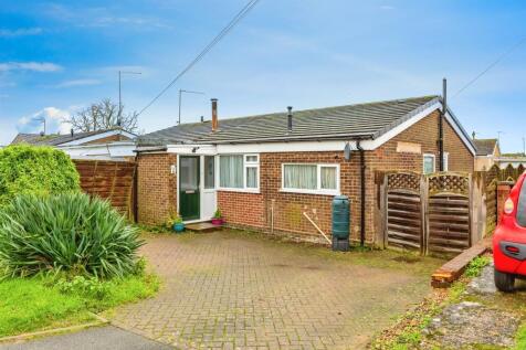 2 bedroom semi-detached bungalow for sale