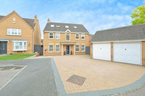 5 bedroom detached house for sale