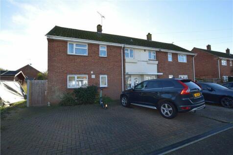 Storms Way, Chelmsford, Essex 3 bed semi