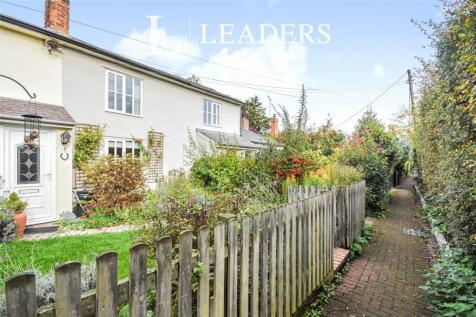 Faggot Yard, Church Lane, Braintree 2 bed terraced house for sale