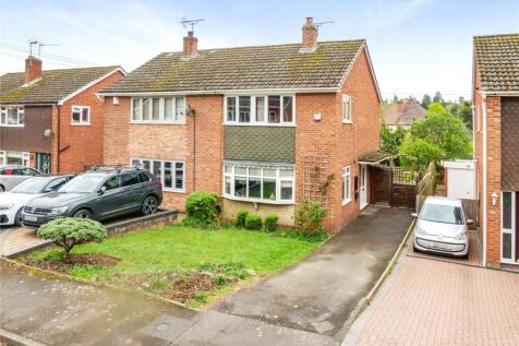 13 Hillside Avenue, Bridgnorth... 3 bed semi