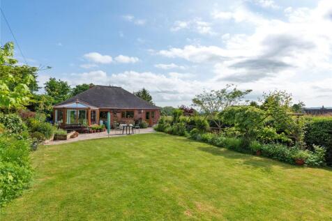 Moorcroft, Bushmoor, Craven Arms... 4 bed detached house for sale