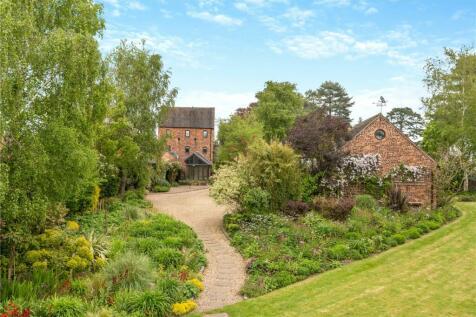 4 bedroom barn conversion for sale