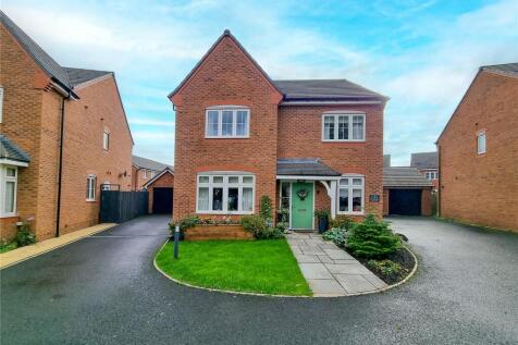 135 Lewis Crescent, Wellington... 4 bed detached house for sale