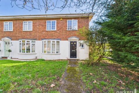 3 bedroom end of terrace house for sale