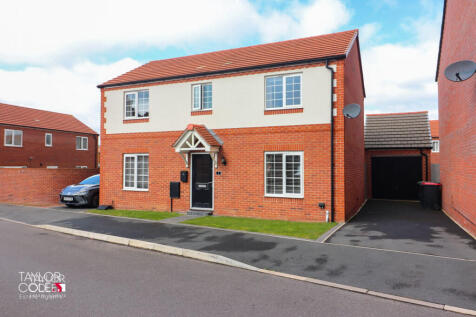 Hoo Walk, Polesworth 4 bed detached house for sale