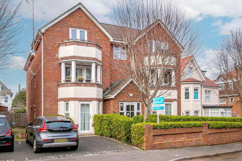 Florence Road, Bournemouth 2 bed apartment for sale
