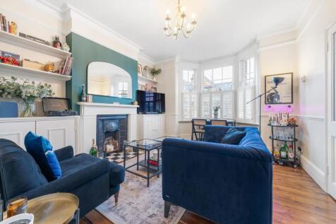 Thornbury Road, SW2 2 bed flat for sale