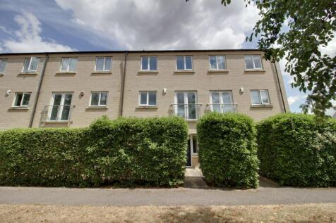 Skipper Way, St. Neots PE19 4 bed terraced house for sale