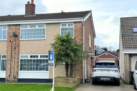 Dean Beck Avenue, Bradford, West... 3 bed semi