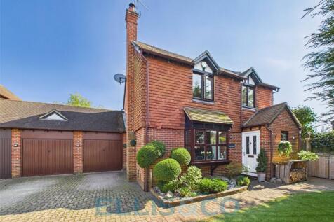 Hailstone Close, Hadlow, Tonbridge... 4 bed link detached house for sale