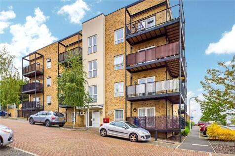 Deveron Drive, Tilehurst, Reading... 2 bed apartment for sale