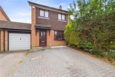 Five Acre, Tilehurst, Reading... 3 bed link detached house for sale