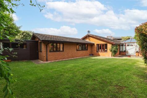 Bellhouse Walk, Bristol, BS11 4 bed bungalow for sale