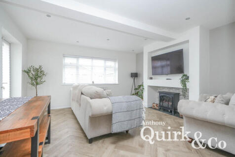 Maurice Road, Canvey Island, SS8 2 bed detached bungalow for sale