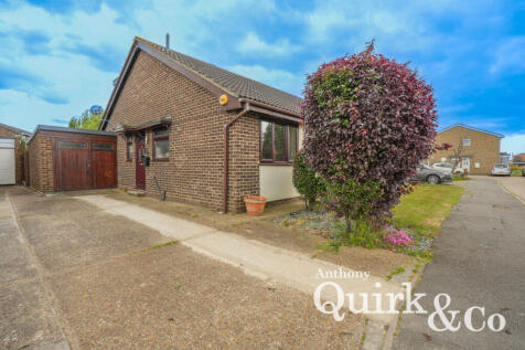 3 bedroom semi-detached bungalow for sale