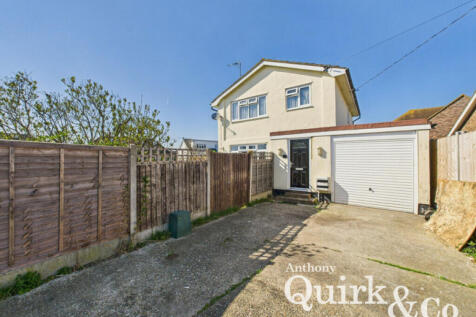 Caro Road, Canvey Island, SS8 3 bed detached house for sale