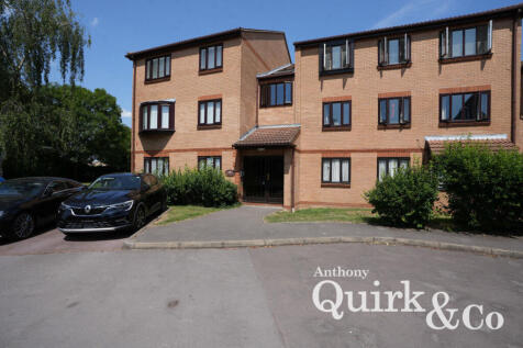 Marwell Close, Romford, RM1 2 bed apartment for sale