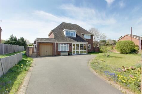 Vicarage Road, Marsworth, Tring 4 bed detached house for sale