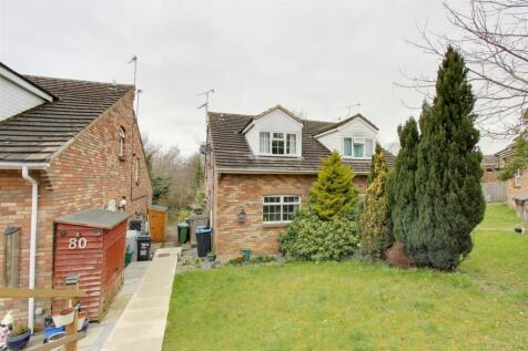 Hunters Close, Tring 1 bed terraced house for sale