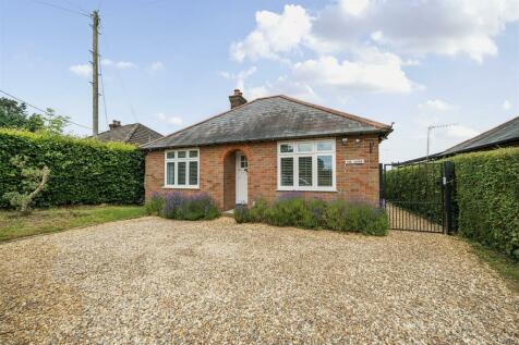 3 bedroom detached bungalow for sale