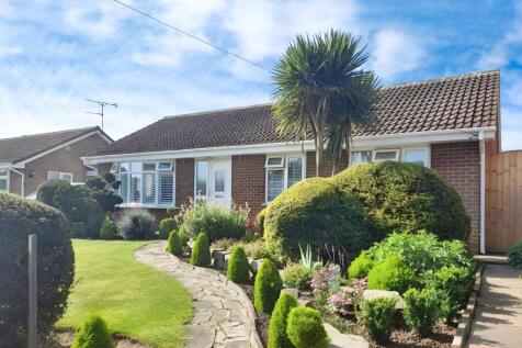 High Street, Beckingham, Doncaster... 2 bed bungalow for sale