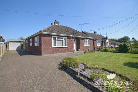 4 bedroom detached bungalow for sale