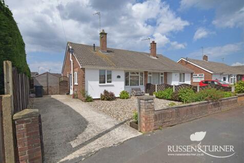 2 bedroom semi-detached bungalow for sale