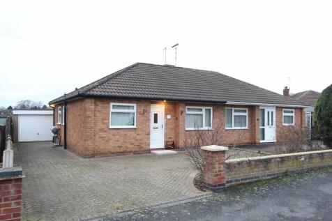 2 bedroom semi-detached bungalow for sale