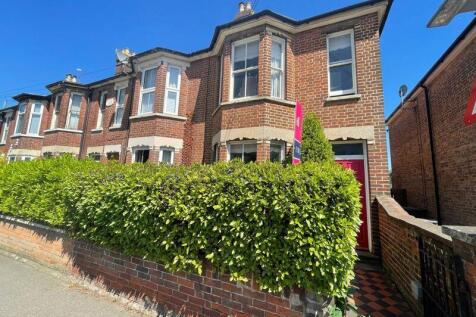 Bury Road, Stowmarket 3 bed character property for sale