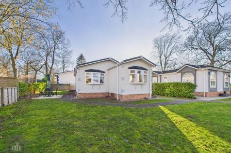 Shepherds Grove Park, Stanton 2 bed park home for sale